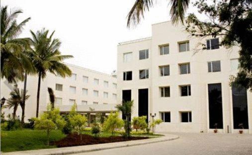 Evoma Hotel Bangalore Exterior foto