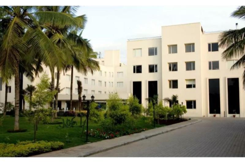 Evoma Hotel Bangalore Exterior foto